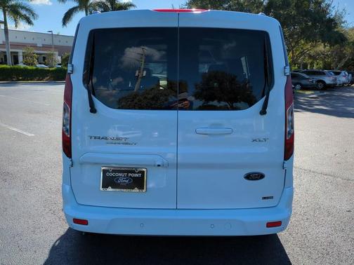 2022 Ford Transit Connect XLT