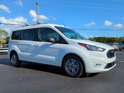 2022 Ford Transit Connect XLT