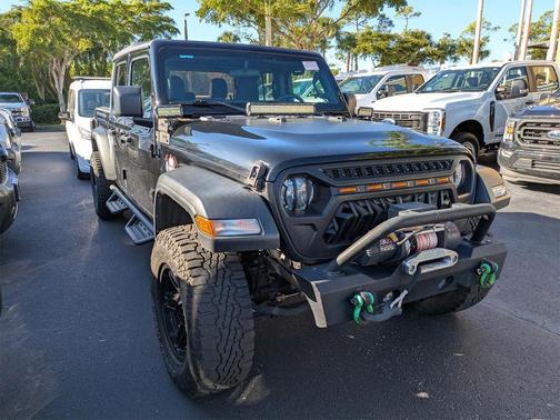 2021 Jeep Gladiator Sport