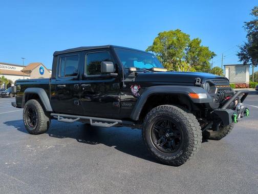 2021 Jeep Gladiator Sport
