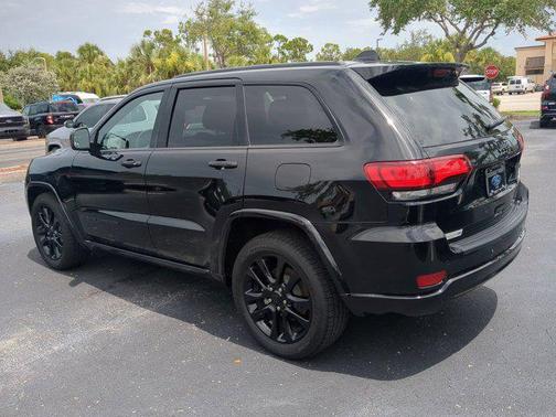 2019 Jeep Grand Cherokee Altitude