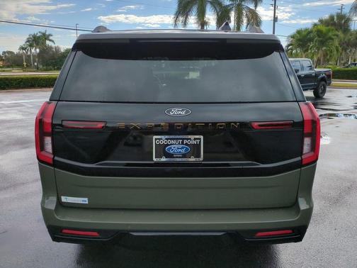 2025 Ford Expedition Tremor