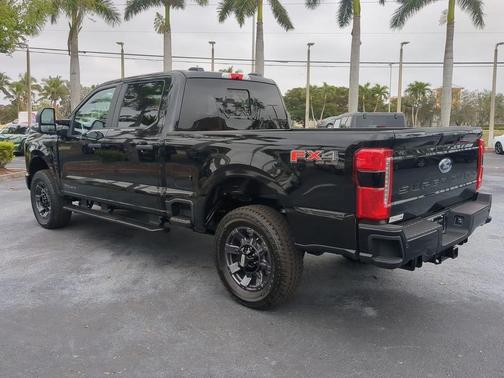 2025 Ford F-250 XL