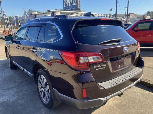 2017 Subaru Outback 2.5i Touring