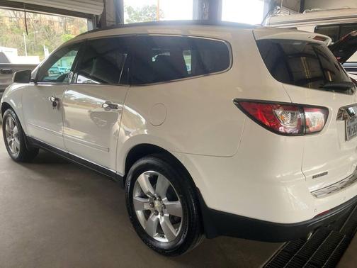 2014 Chevrolet Traverse LTZ