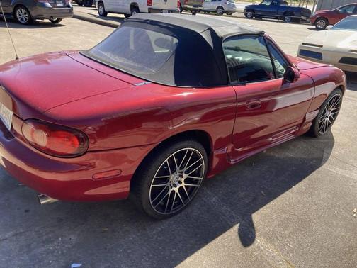 2002 Mazda MX-5 Miata Cloth