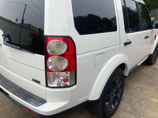 2010 Land Rover LR4 Base