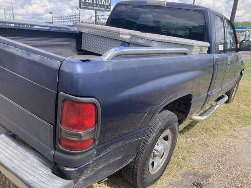 2000 Dodge Ram 1500 SLT 4dr Extended Cab SB