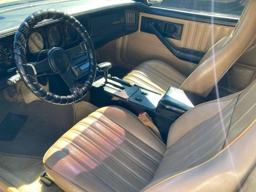 1984 Pontiac Firebird Trans Am 2dr Hatchback