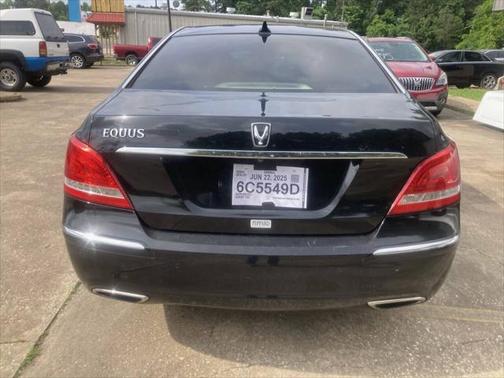 2012 Hyundai Equus Signature