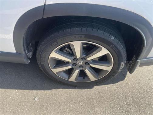 2023 Honda Pilot Touring 8-Passenger