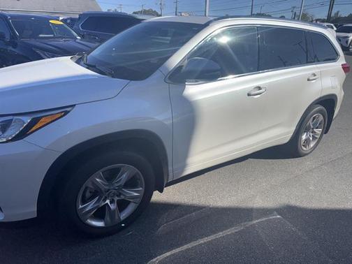 2018 Toyota Highlander Limited