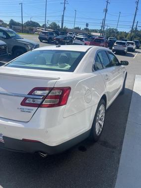 2016 Ford Taurus Limited