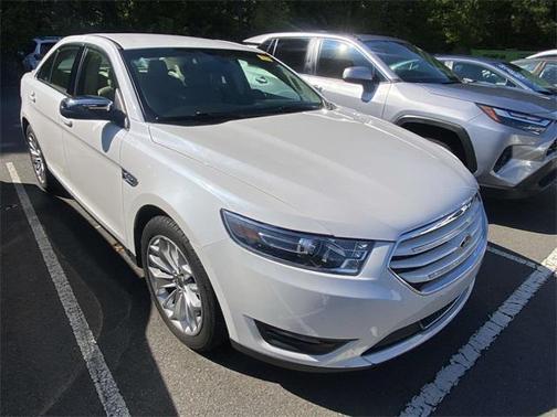 2016 Ford Taurus Limited
