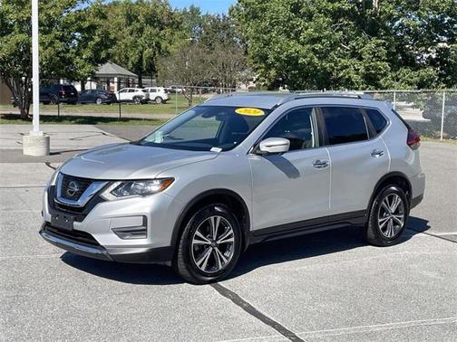 2020 Nissan Rogue SV