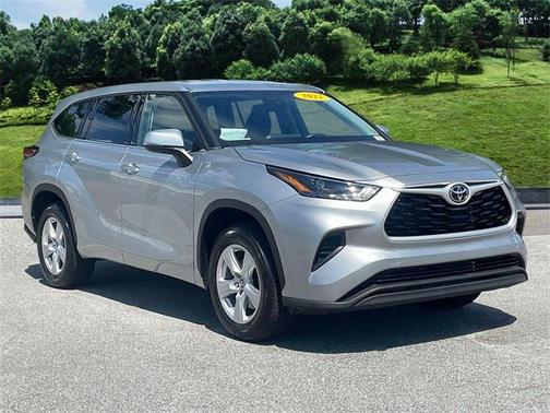 2022 Toyota Highlander L