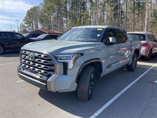 2025 Toyota Tundra Hybrid Platinum