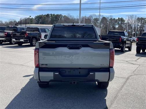 2025 Toyota Tundra Hybrid Platinum
