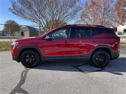 2024 GMC Terrain AT4