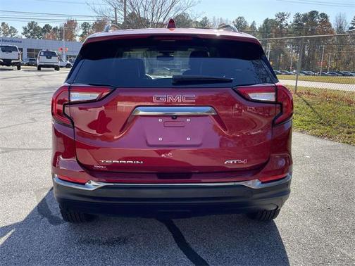 2024 GMC Terrain AT4