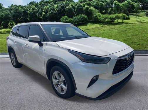 2021 Toyota Highlander LE