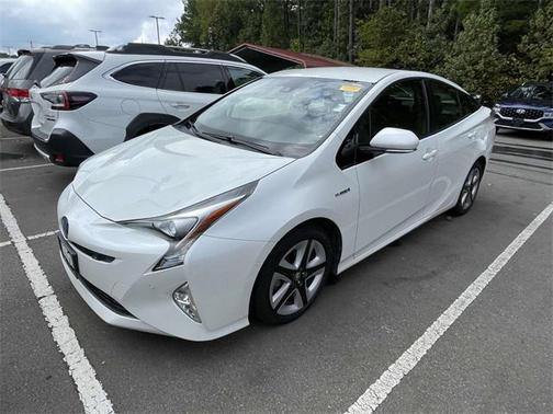 2017 Toyota Prius Three Touring