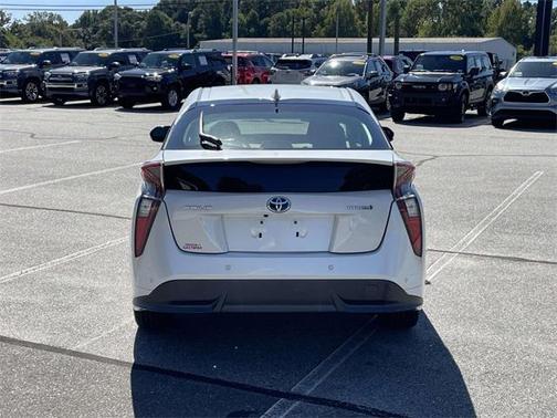 2017 Toyota Prius Three Touring