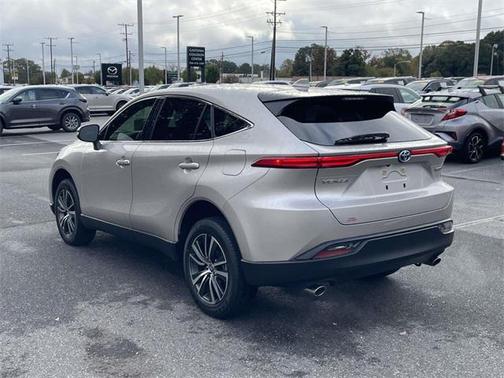 2022 Toyota Venza LE