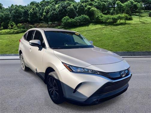 2022 Toyota Venza LE
