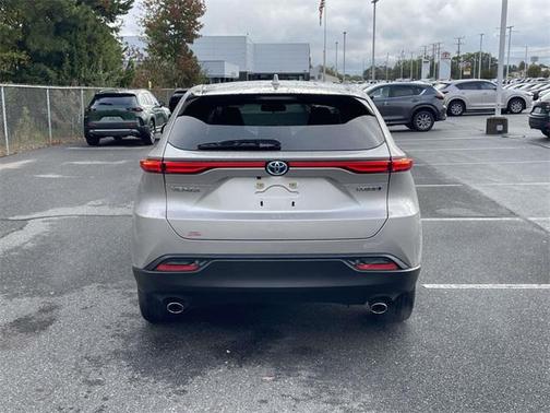 2022 Toyota Venza LE