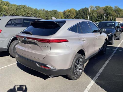 2022 Toyota Venza LE