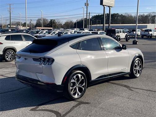 2022 Ford Mustang Mach-E Premium