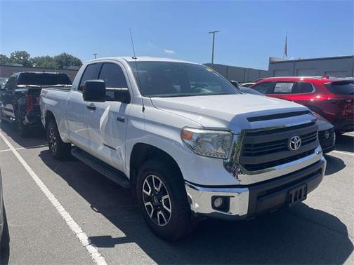 2014 Toyota Tundra SR5