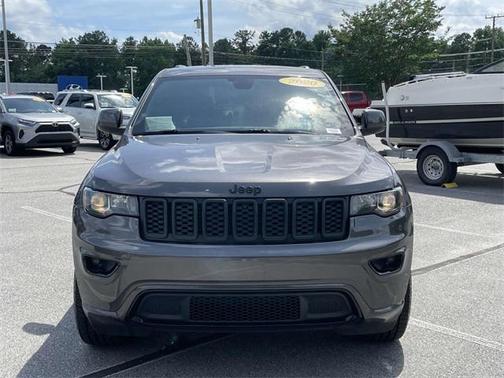 2020 Jeep Grand Cherokee Altitude