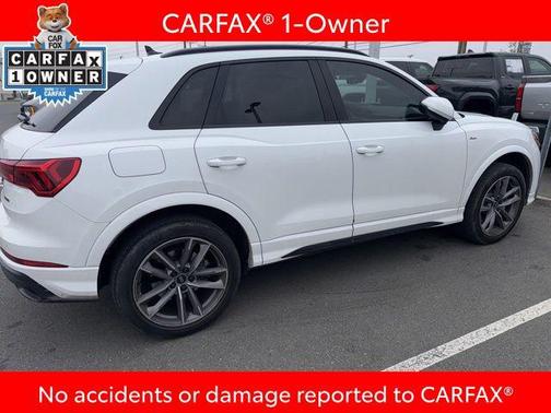 Ibis White 2022 Audi Q3 Premium