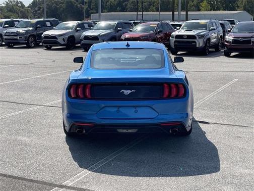 2021 Ford Mustang EcoBoost