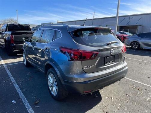 2017 Nissan Rogue Sport SV
