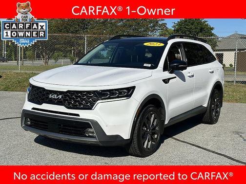 Glacial White Pearl 2023 Kia Sorento SX