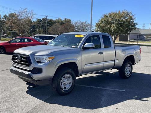 2022 Toyota Tacoma SR