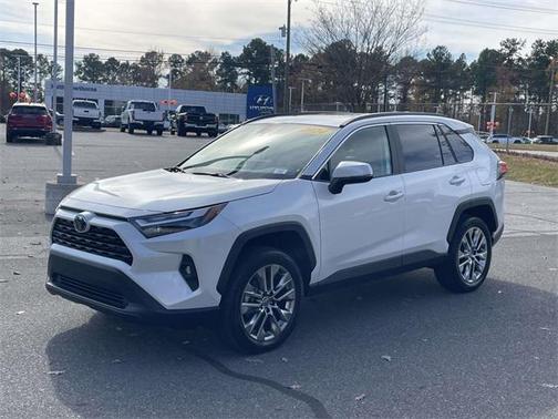 2024 Toyota RAV4 XLE Premium