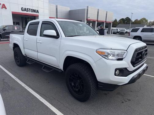 2023 Toyota Tacoma SR