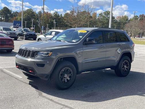2021 Jeep Grand Cherokee Freedom Edition
