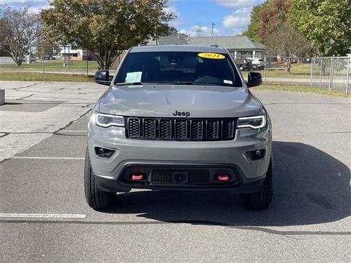 2021 Jeep Grand Cherokee Freedom Edition