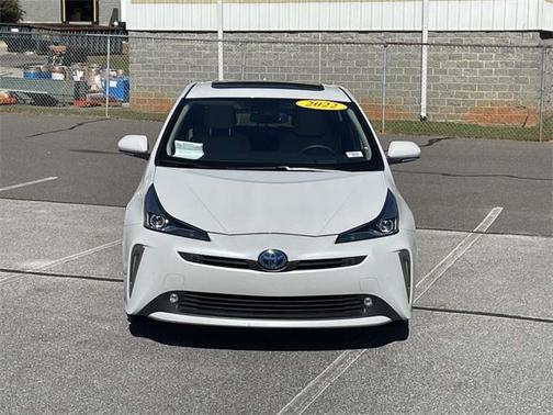 2022 Toyota Prius XLE