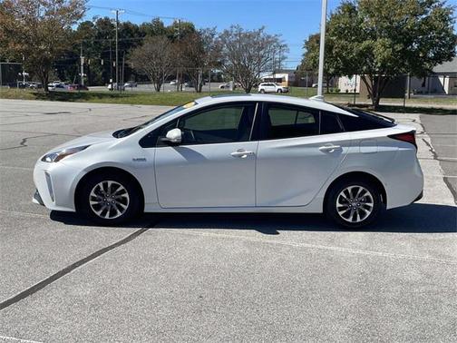 2022 Toyota Prius XLE