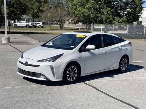 2022 Toyota Prius XLE