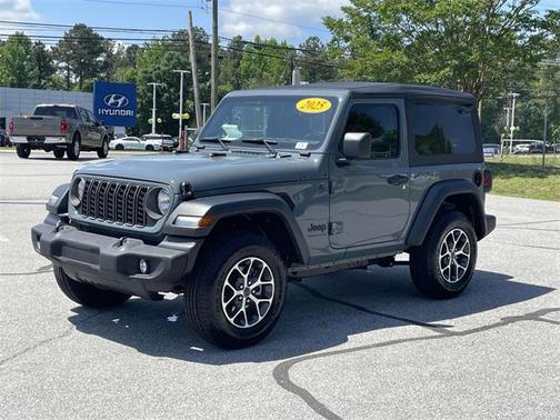 2025 Jeep Wrangler Sport