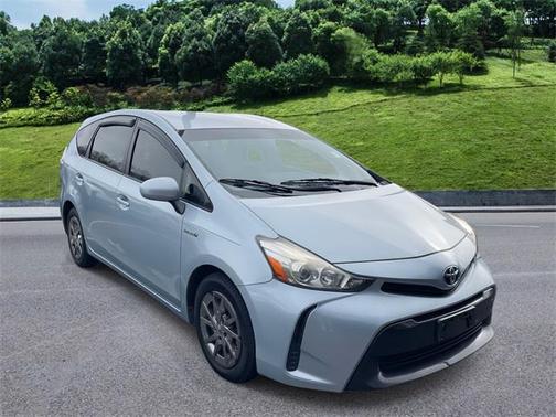2015 Toyota Prius v Two
