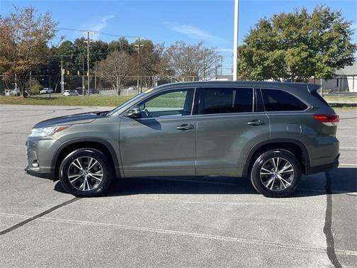 2017 Toyota Highlander LE Plus