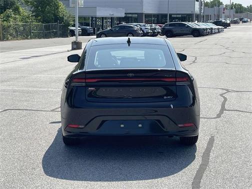 2023 Toyota Prius XLE